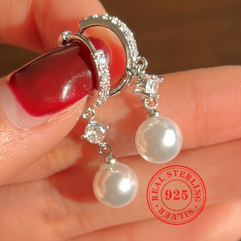 Stylish Circular Earrings with Pearl Pendants
